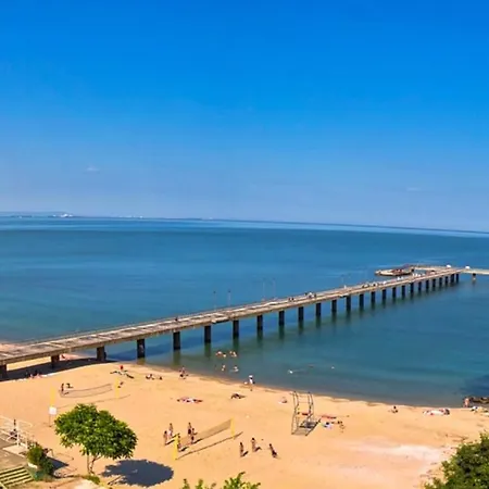 Mirage Deluxe Apartment *