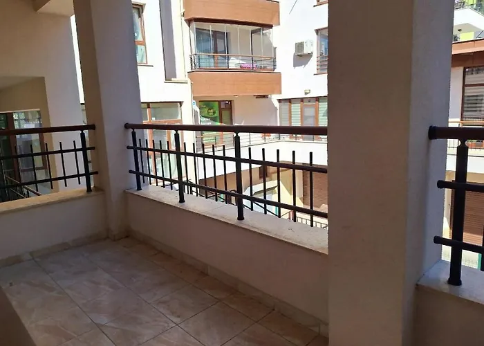 Mirage Deluxe Apartman Burgasz